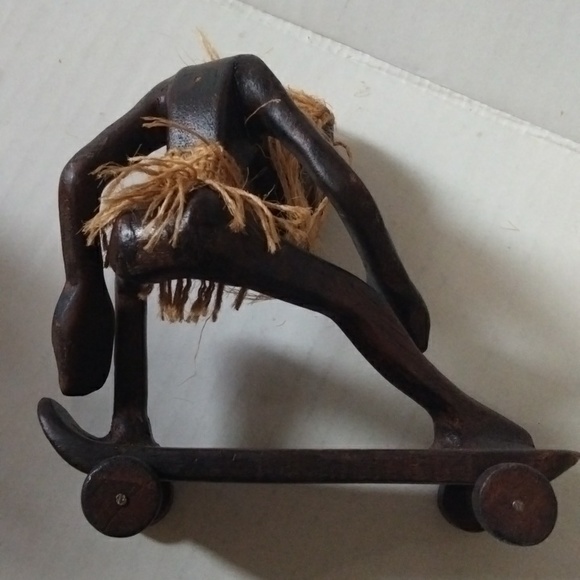 Hand carved Tiki surfer primitive tribal art - Picture 2 of 4